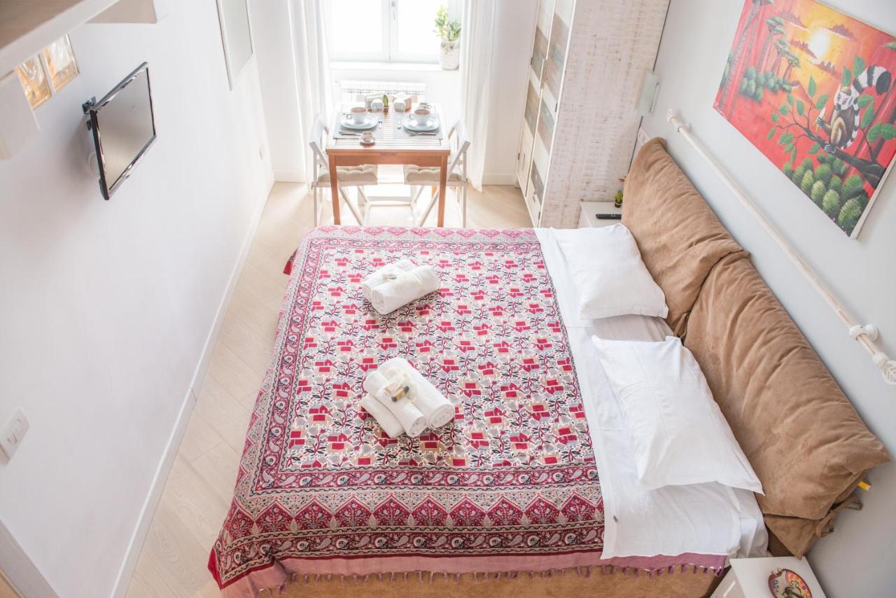 Bed In * Naples
