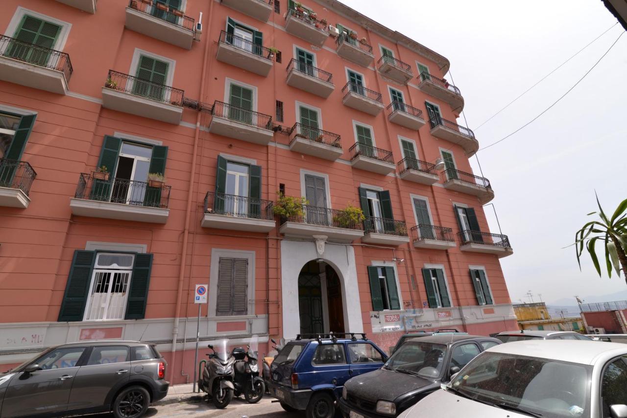 Bed In Bed & Breakfast Napoli